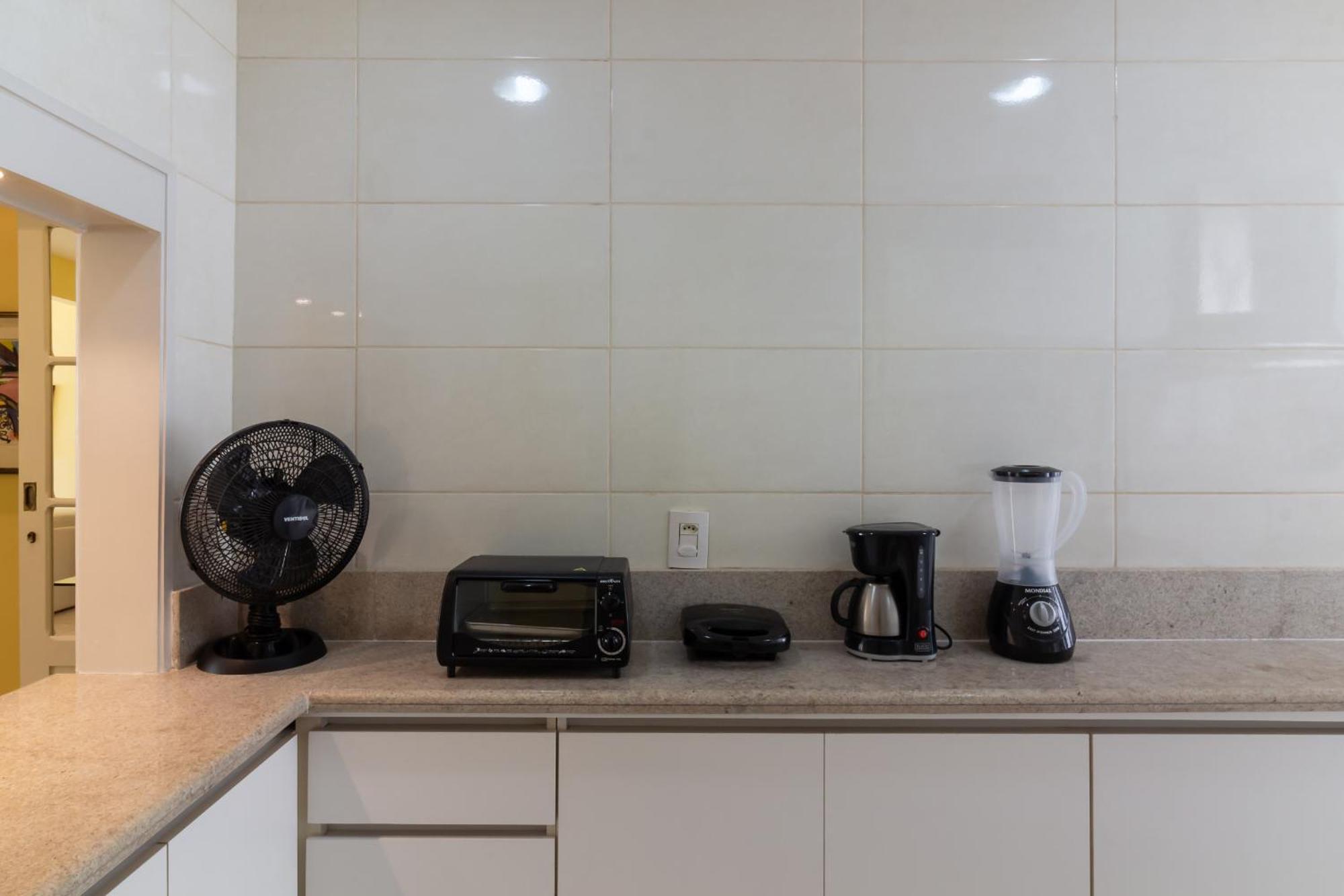 Apartamento Conforto A 4 Minutos Da Do Leblon - Ap801 *
